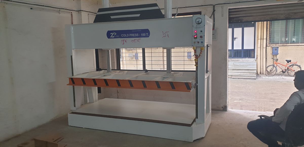 Z-Modular 100 tonne cold press installed at a customer site